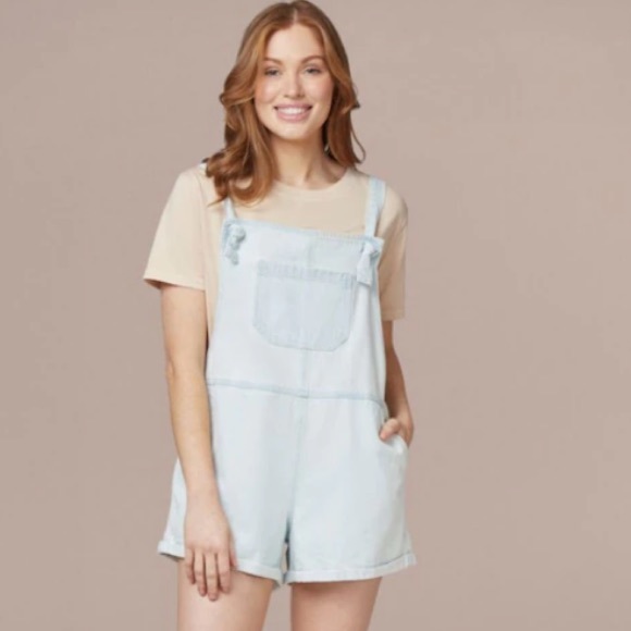 Piping Hot Pants - HOST PICK⭐️ Piping Hot Denim Dungarees Light Blue Size 18